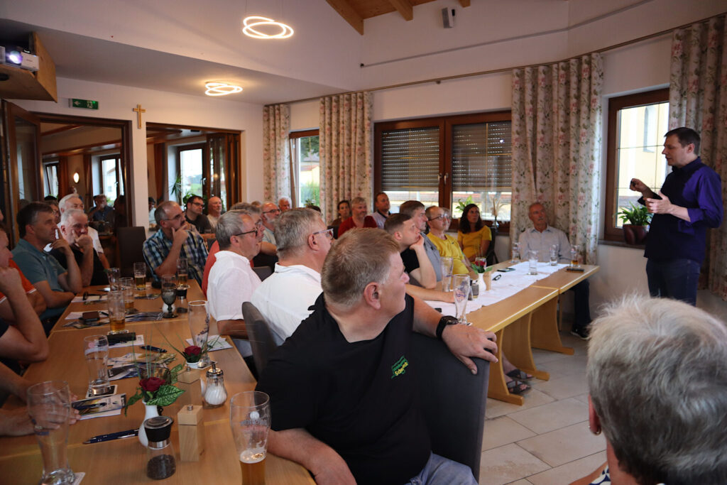 Auf große Resonanz stieß der Vortrag zum Thema PV-Anlagen und Stromspeicher der ILE Vorderer Bayerischer Wald.