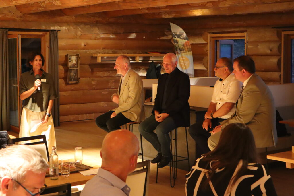 Dialogrunde mit Prof. Auerswald, Thomas Schwarz, Kurt Hillinger und Florian Obermeier.